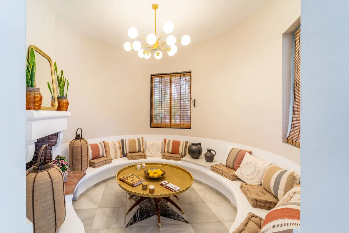 c1e03a1e-7a66-4c3f-b6d7-8295c3a16bb3