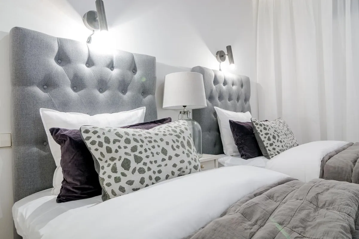 3ae154fb-776a-4b4f-9942-f3107955001a