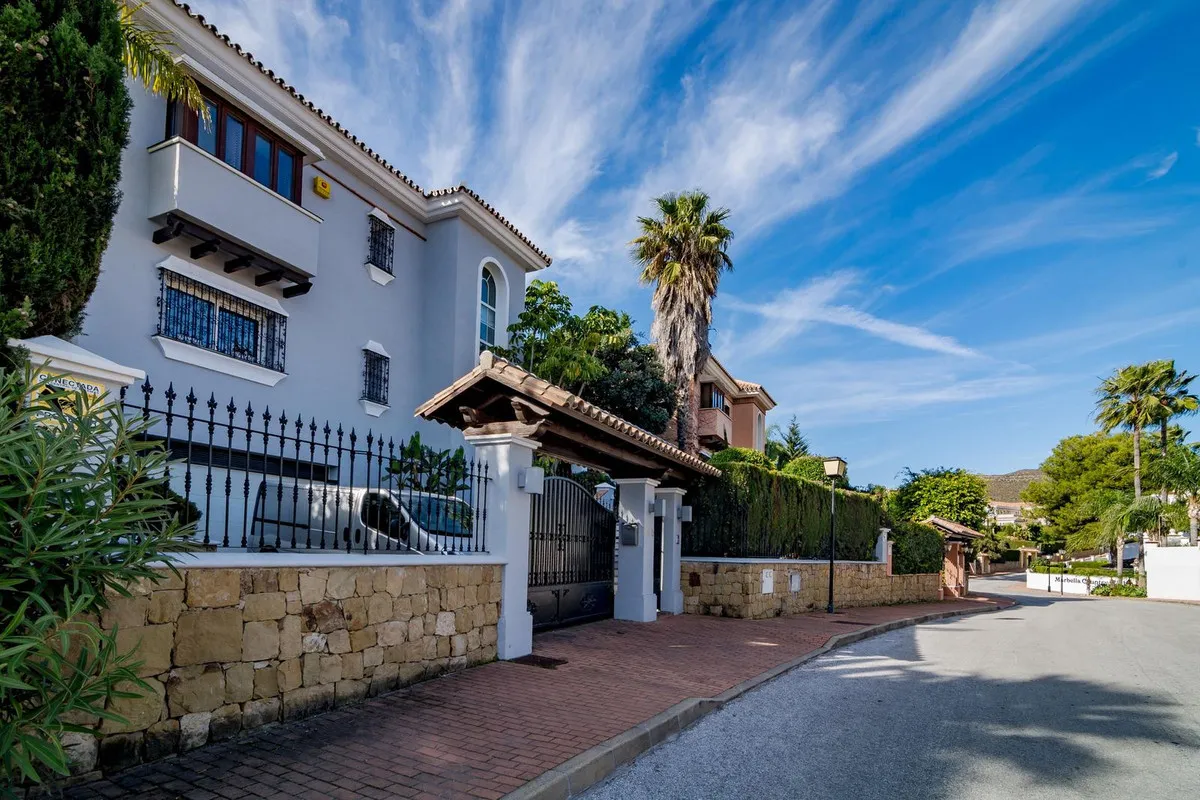 6494716f-8b57-4326-886d-9bbded2d1666