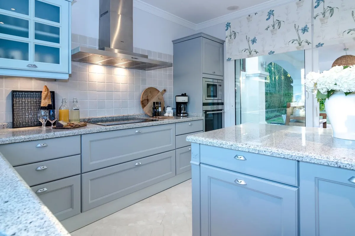 68235aaa-b6d3-45ca-bac2-e8eb45a118e9