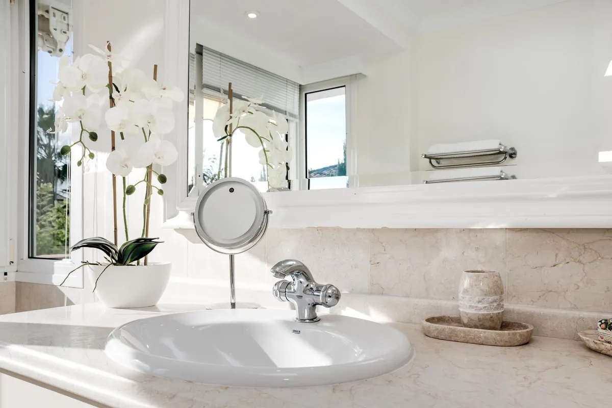 913026e0-cef4-4c54-ae6e-1f1f31c544bb