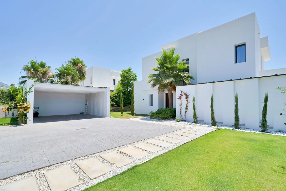 03f874ba-a7ea-485a-9ded-8d93f53654ba