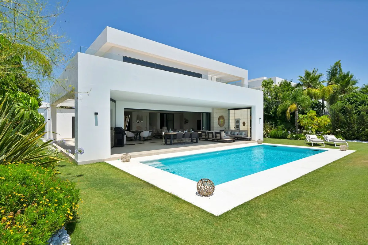 0d0fb088-a527-42cf-926e-d11e58f0390f