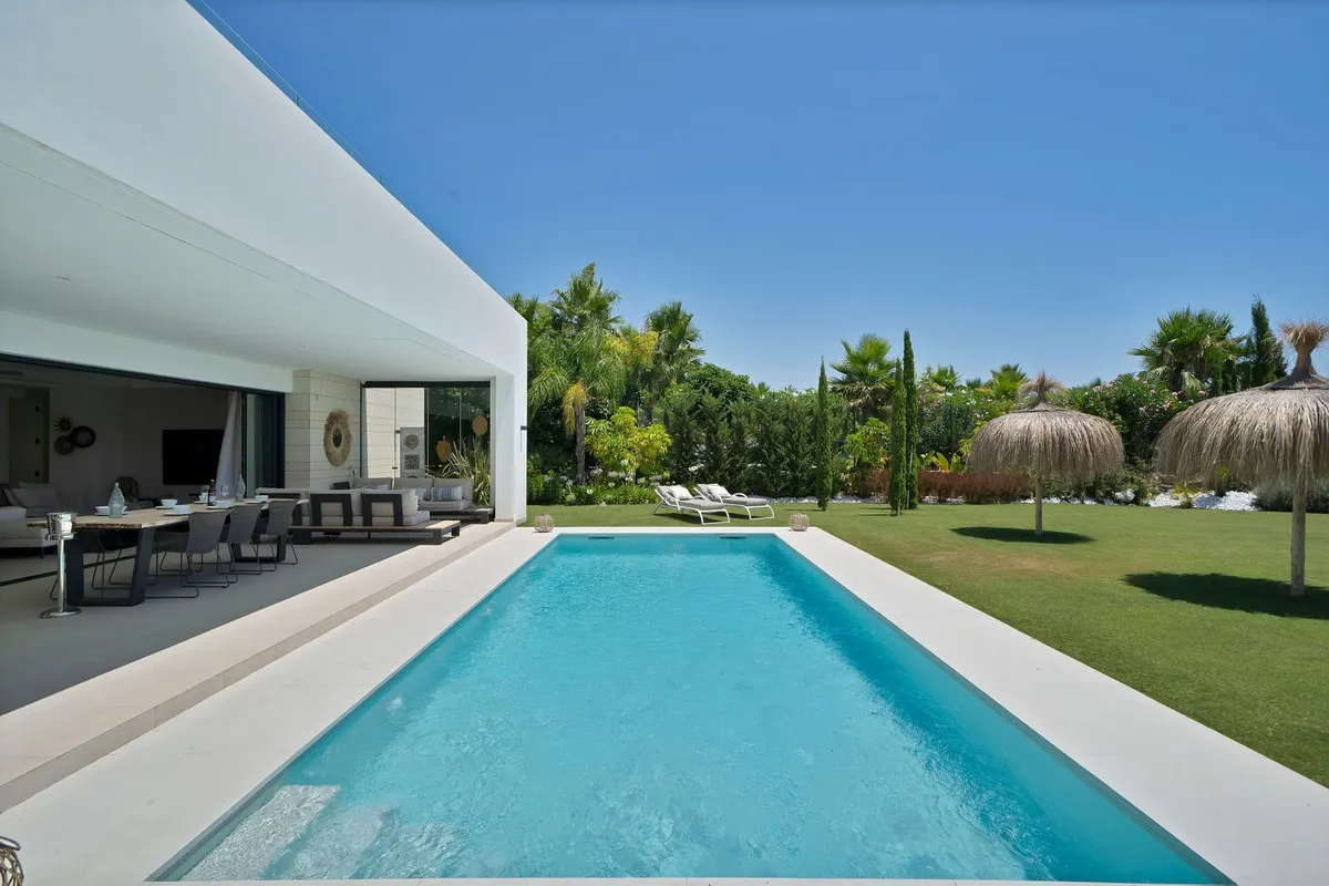 7e4794dc-a552-4684-9a3f-caa75198da20