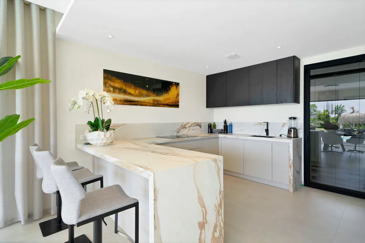 964c22cc-01e4-4070-8ee5-be4619ac8a06