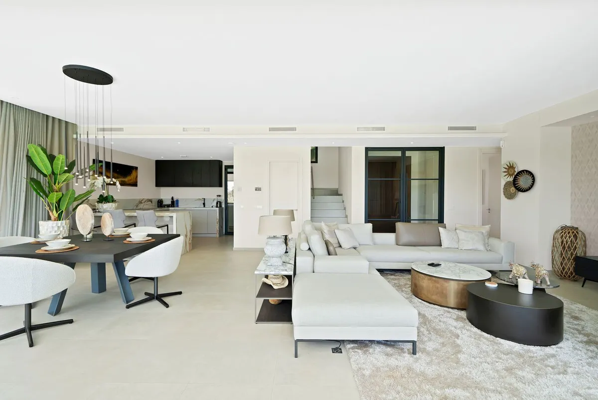 a4c56ce9-db02-4414-974a-6a1aa7e4da67