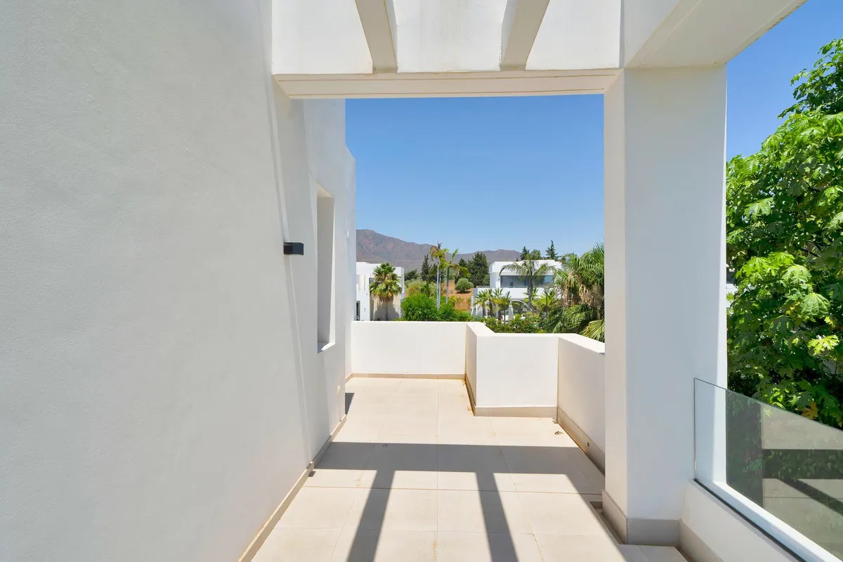 a514d8ad-92e6-48fa-b3cb-47f5d370c0d1