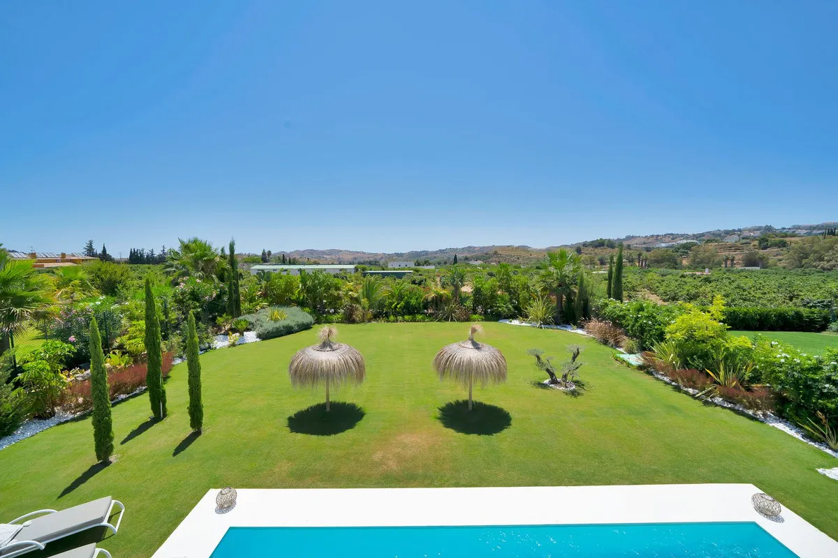 b4210691-4e05-463d-951d-851a03a1a184