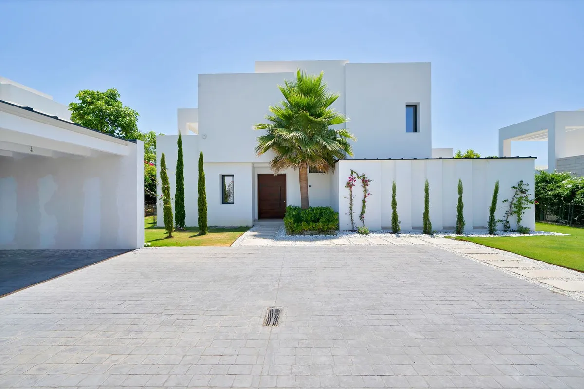 cd9206f1-206e-4aea-87a6-732b8ed50f66