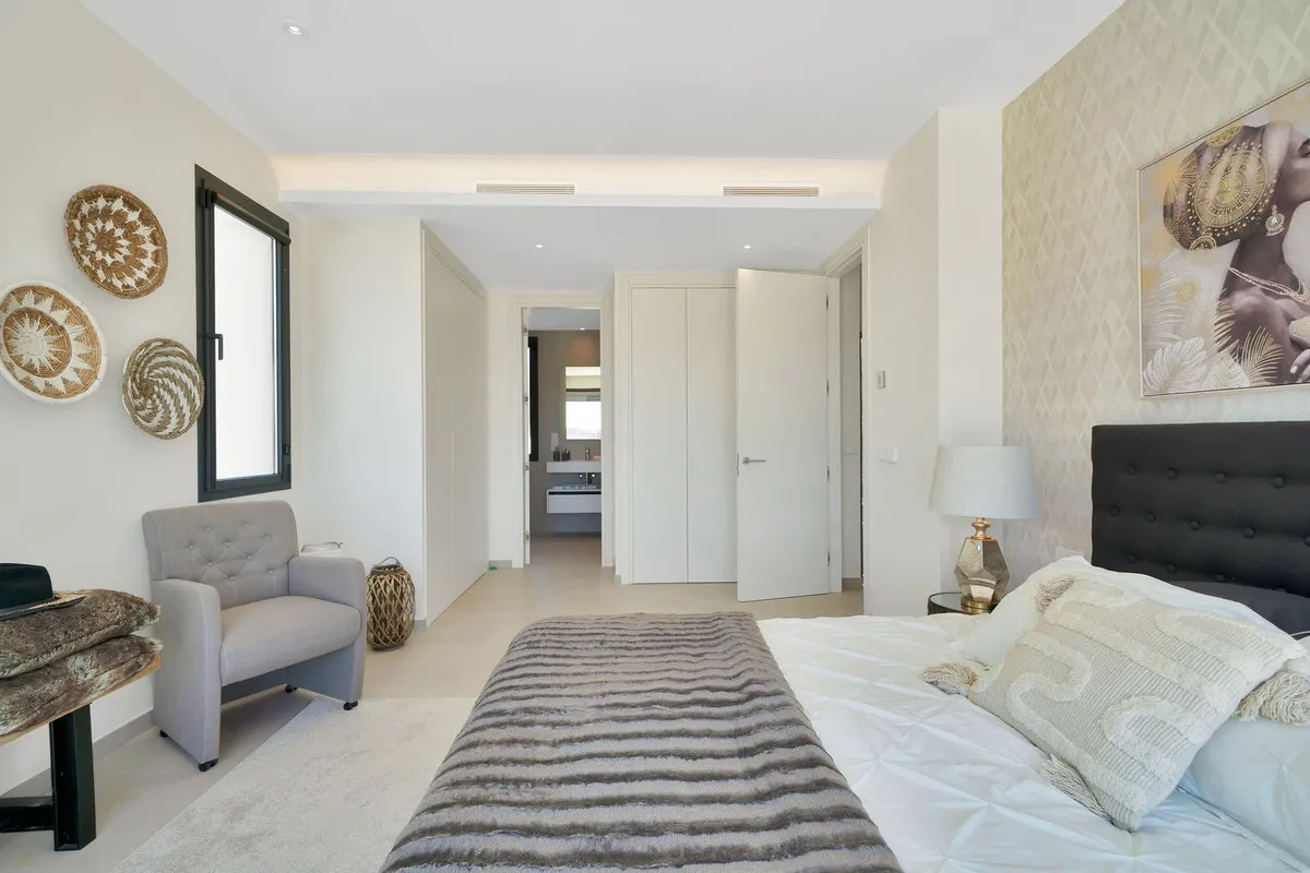 e3493fc4-e69c-4c09-ba8f-061ac487c1ea