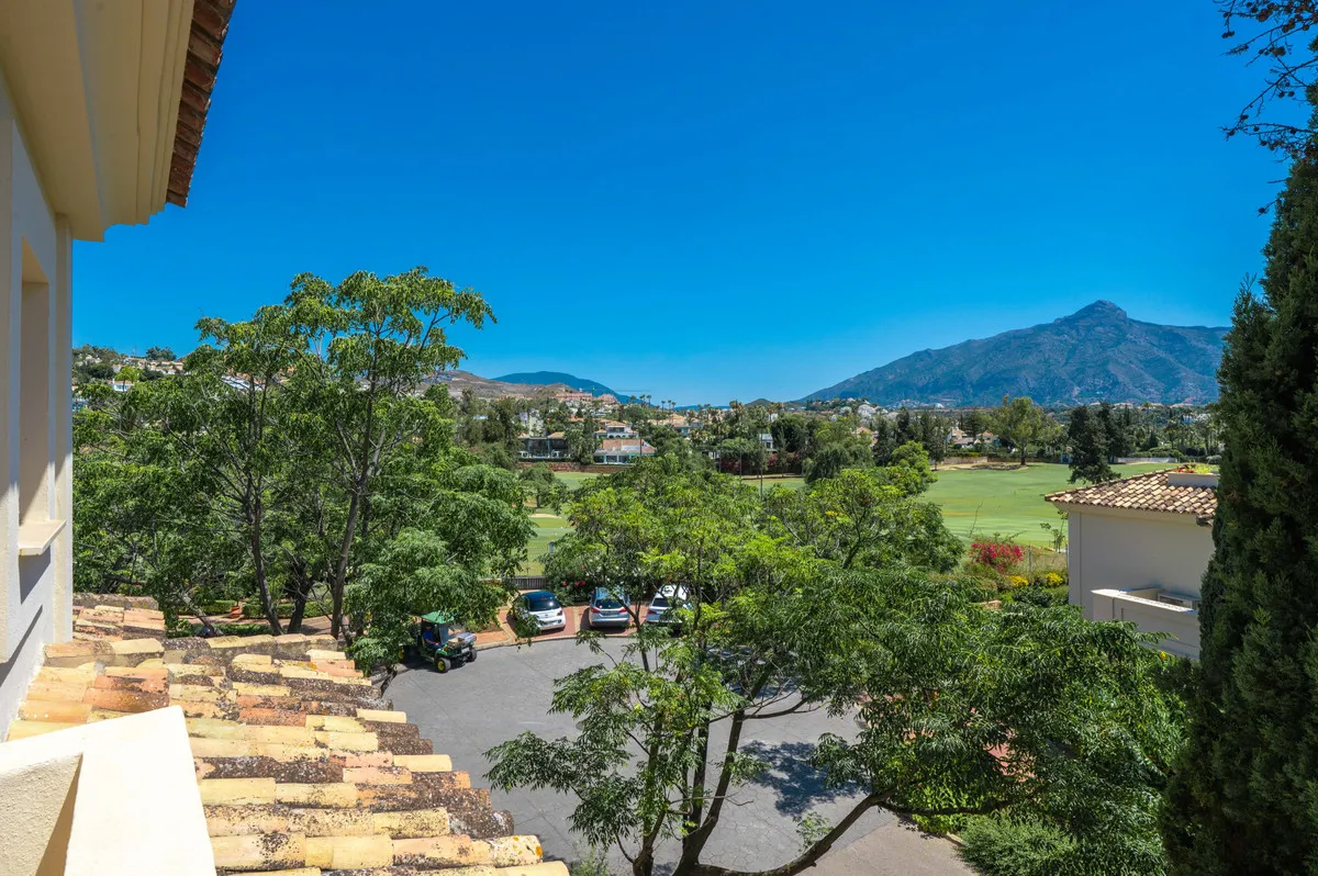 4155d1f5-363a-47ca-8992-3784c20b27b1