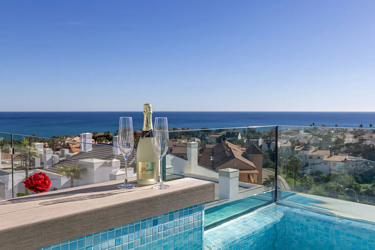 9a8835a0-b2d1-4df3-bb29-8d086393f1f8