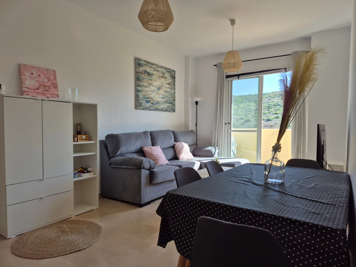 d8c7ee54-7fcd-460c-9e50-406f8293ae26