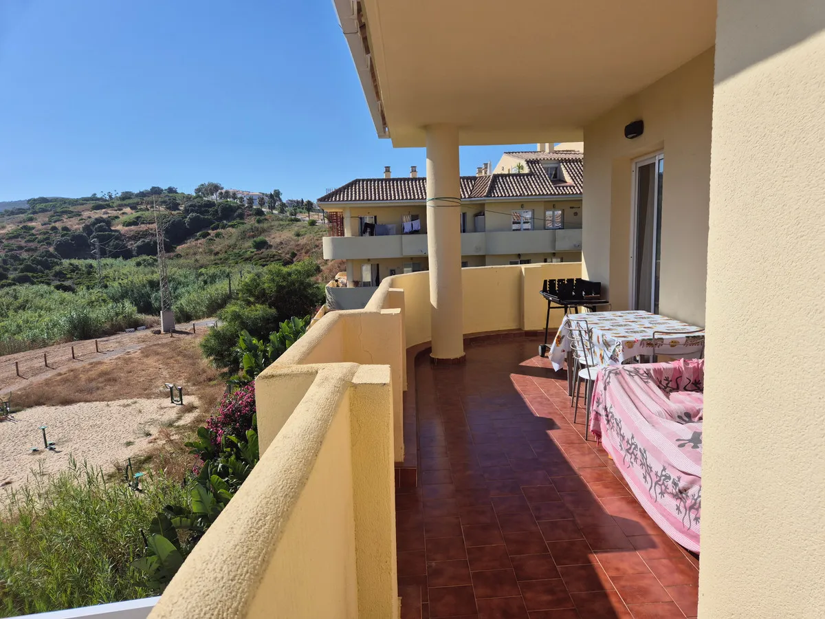 e02fea90-8a8c-4150-a0a5-d207e38228de