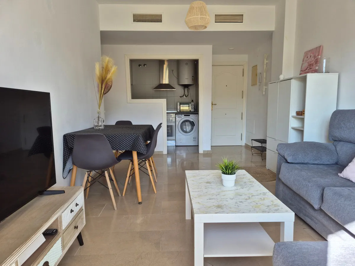 e1028647-13c8-4228-a8c1-4a32510776c5