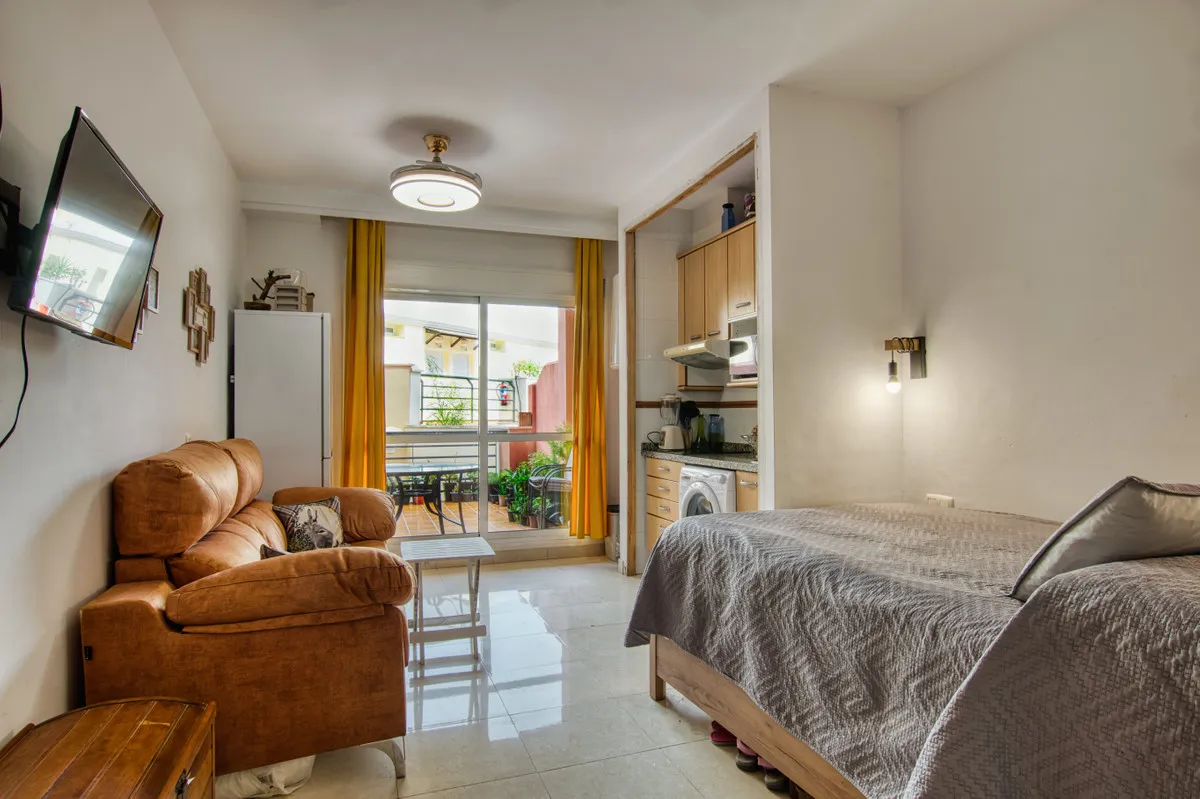 c1c2566b-9676-4839-a317-ea555fa96b01