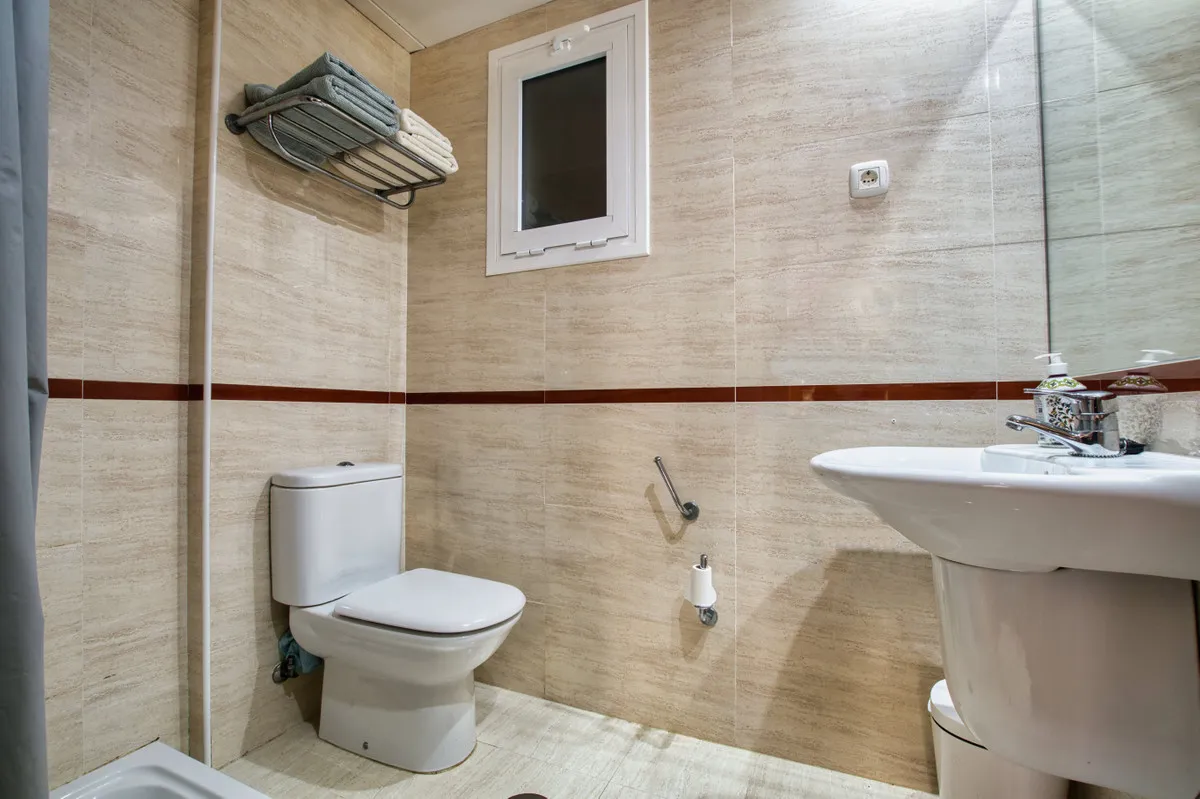 d840553d-00a1-40ce-a3b1-b01a1a4f8b08