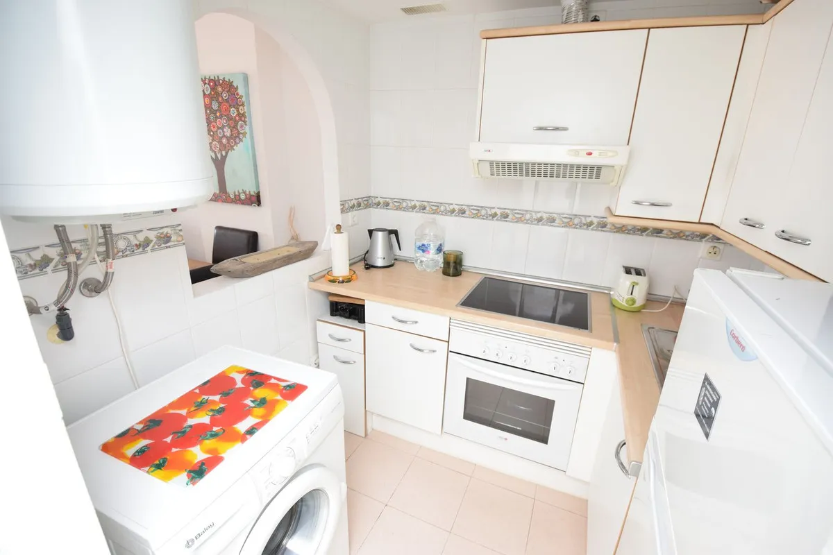 f21c8c89-aea4-49a7-92ac-6e1495a4860e