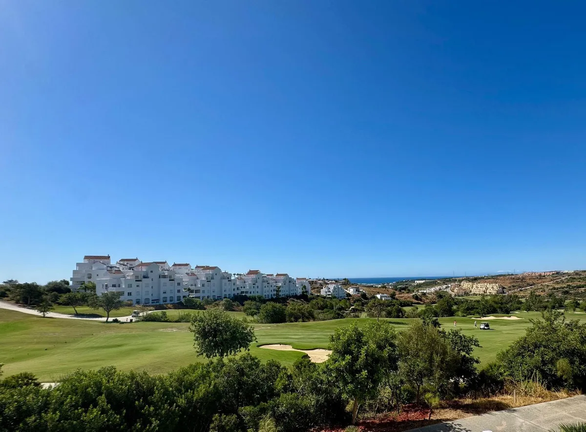 9db1b569-e4ff-41b7-b778-173fa1981e27