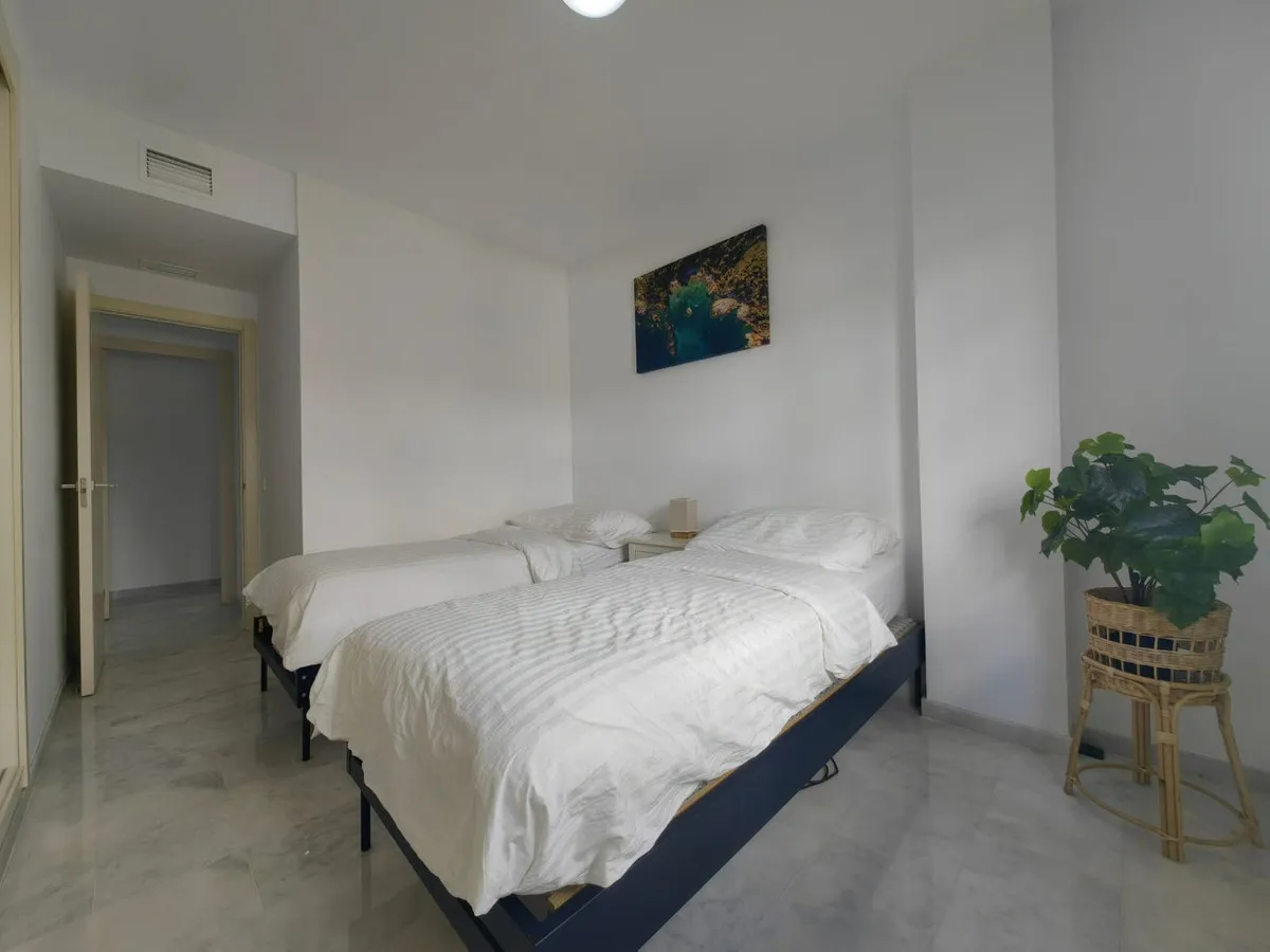 a07b4a27-009b-4c26-bda0-b4e41ea34a7a