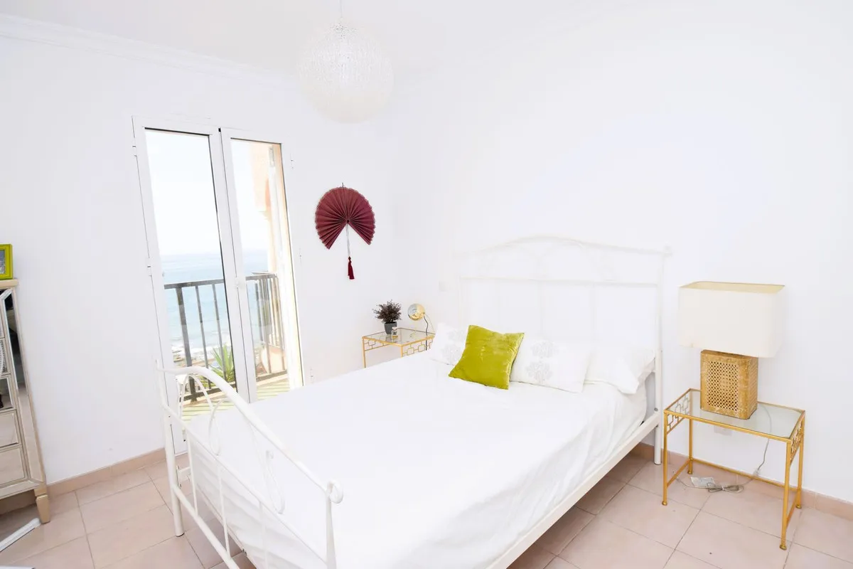 04b8df74-37ab-4570-aa11-79073bbaed10