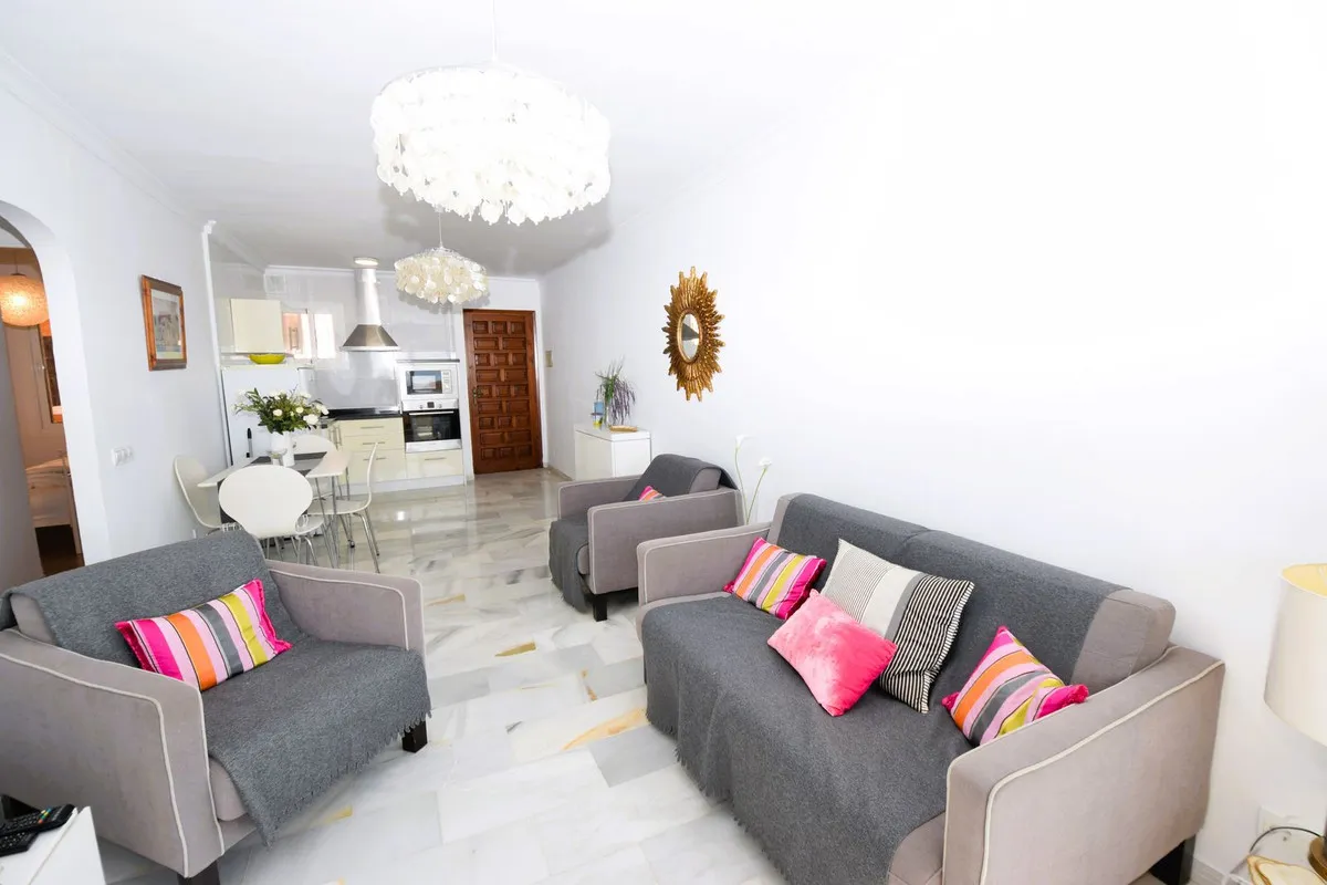 717c5df9-8060-48eb-9c1c-956ee3aae4bf