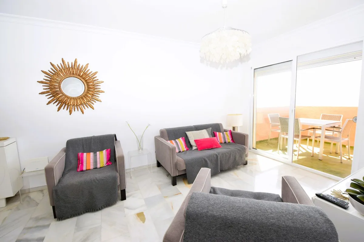 8bbc3cf8-3ecd-41c0-989c-87d2f9b9b81e