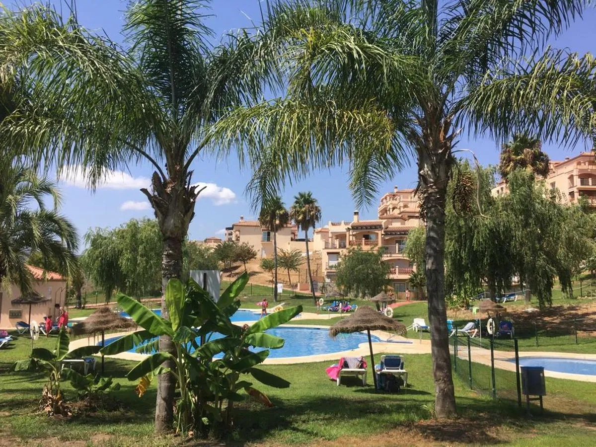 cb992668-ee7e-469a-b5cb-a99202956c09