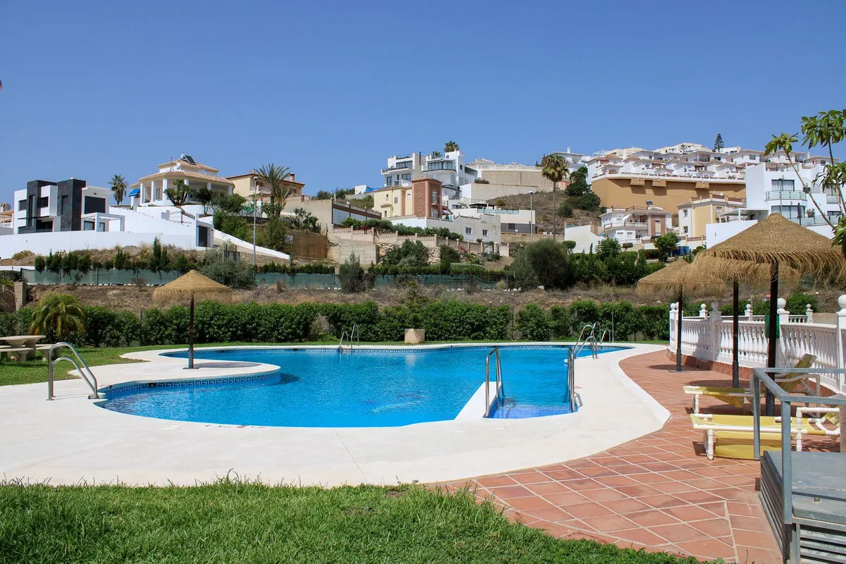 1cd28ff6-818f-423c-a4d5-f5830ed59427