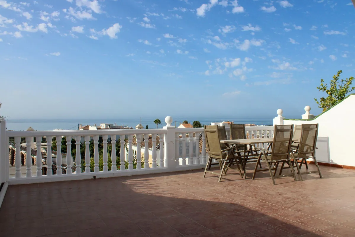 b2cd59ba-4968-4b8c-96dd-66d7b9ea1c2d