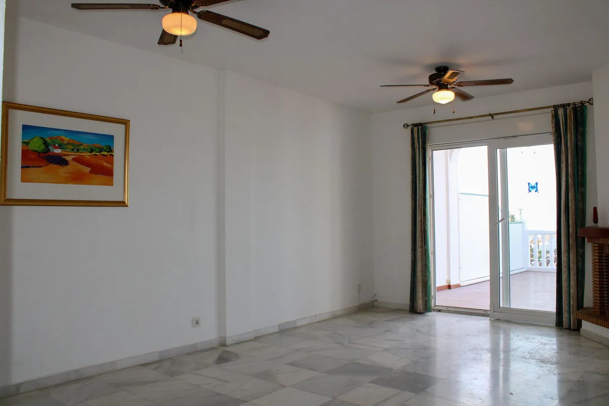 b7266e84-4566-4b6a-b040-7d1c330a8f6a