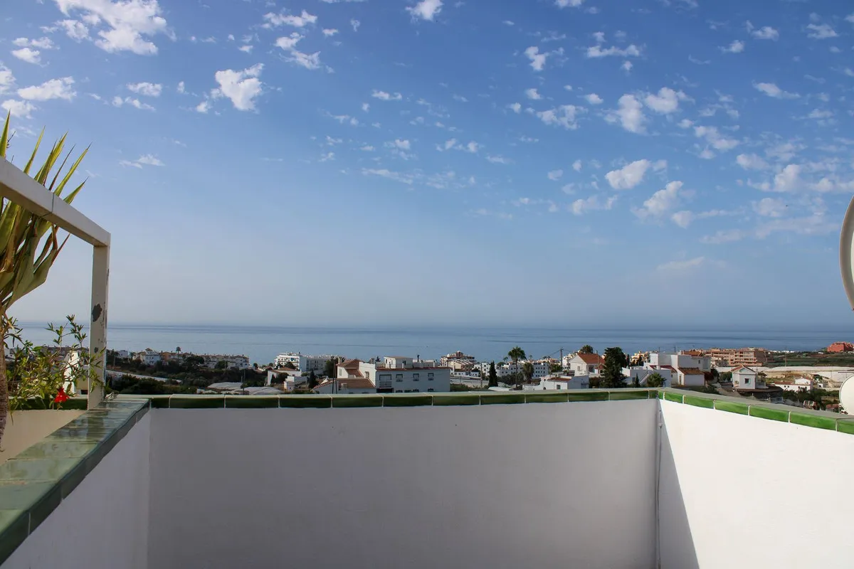 c2a8da21-5be5-40b3-9b2d-eab949f2beaf