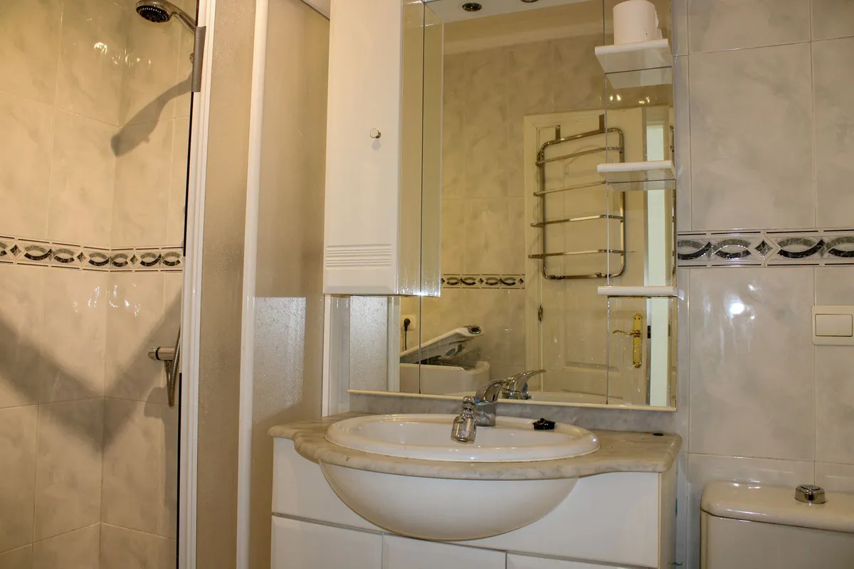 d06e3dd8-e04c-4212-9c19-2a3b866dba32