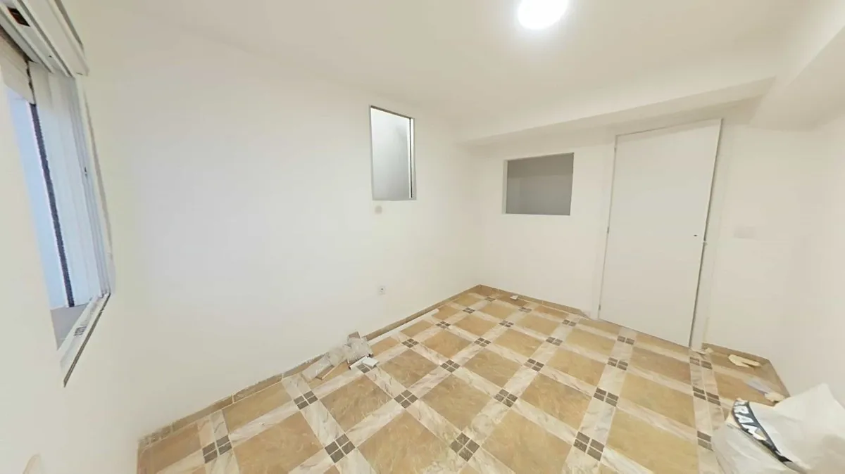 f56d82ef-9588-4ed4-b034-aad9631b93f0