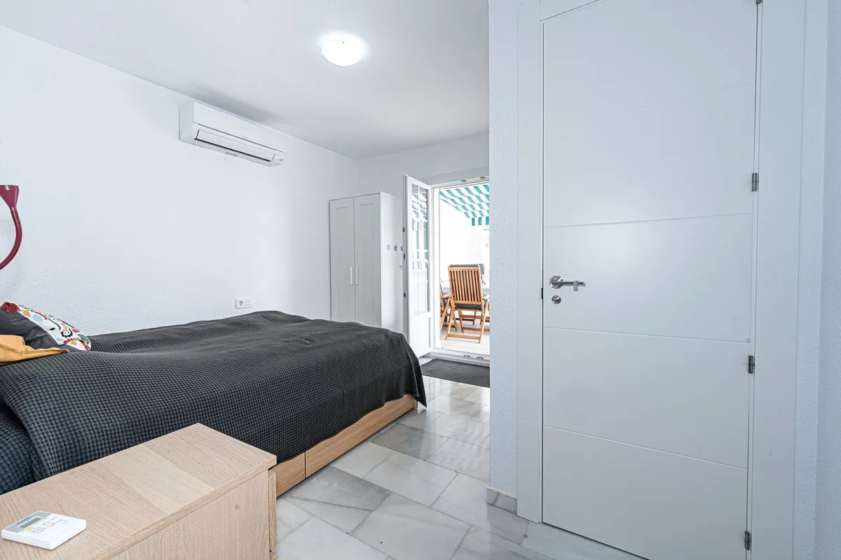 19b93f6b-e53b-439f-a6f5-ce14abb6b8cd