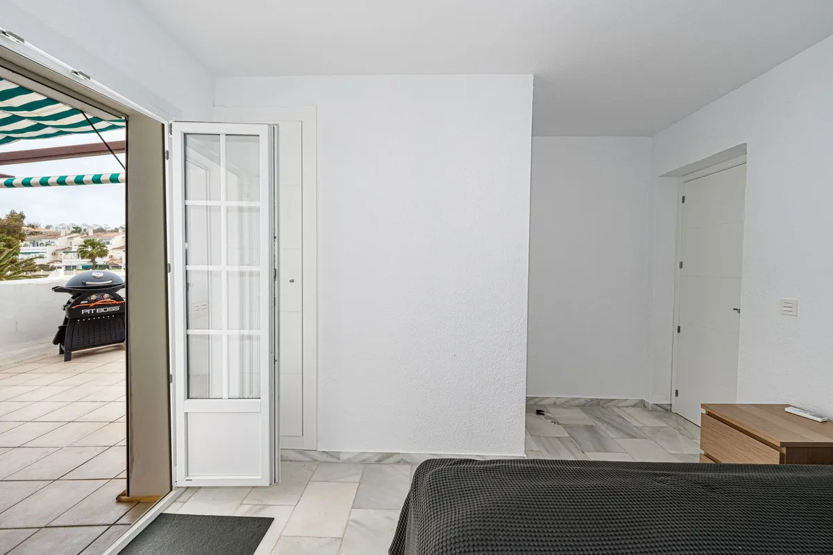 2ac0f4bc-8649-4840-a555-20f6c588e2a3