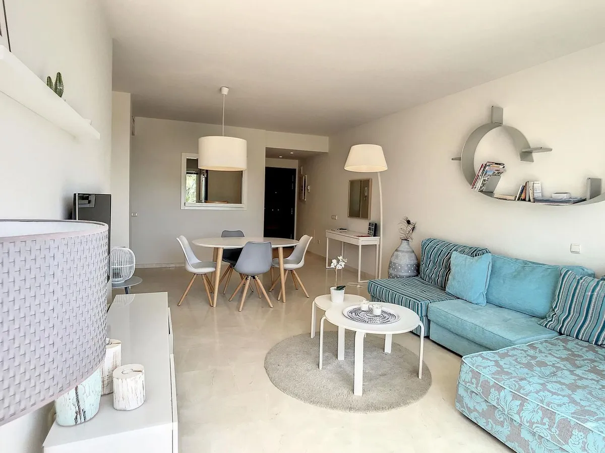 32741a26-5982-48e2-a77f-0cefe24749a2