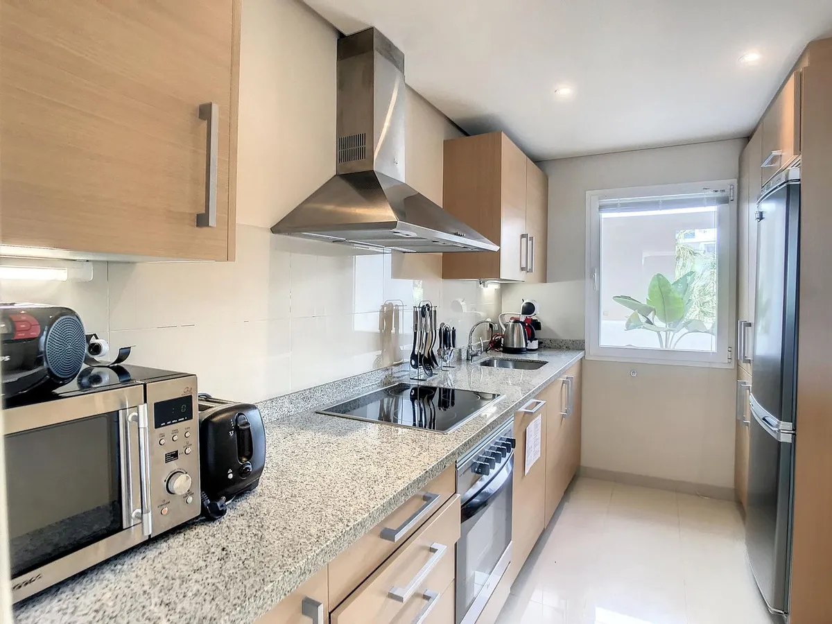 6468b64d-bfb4-412e-9619-f767ca0a0b3e