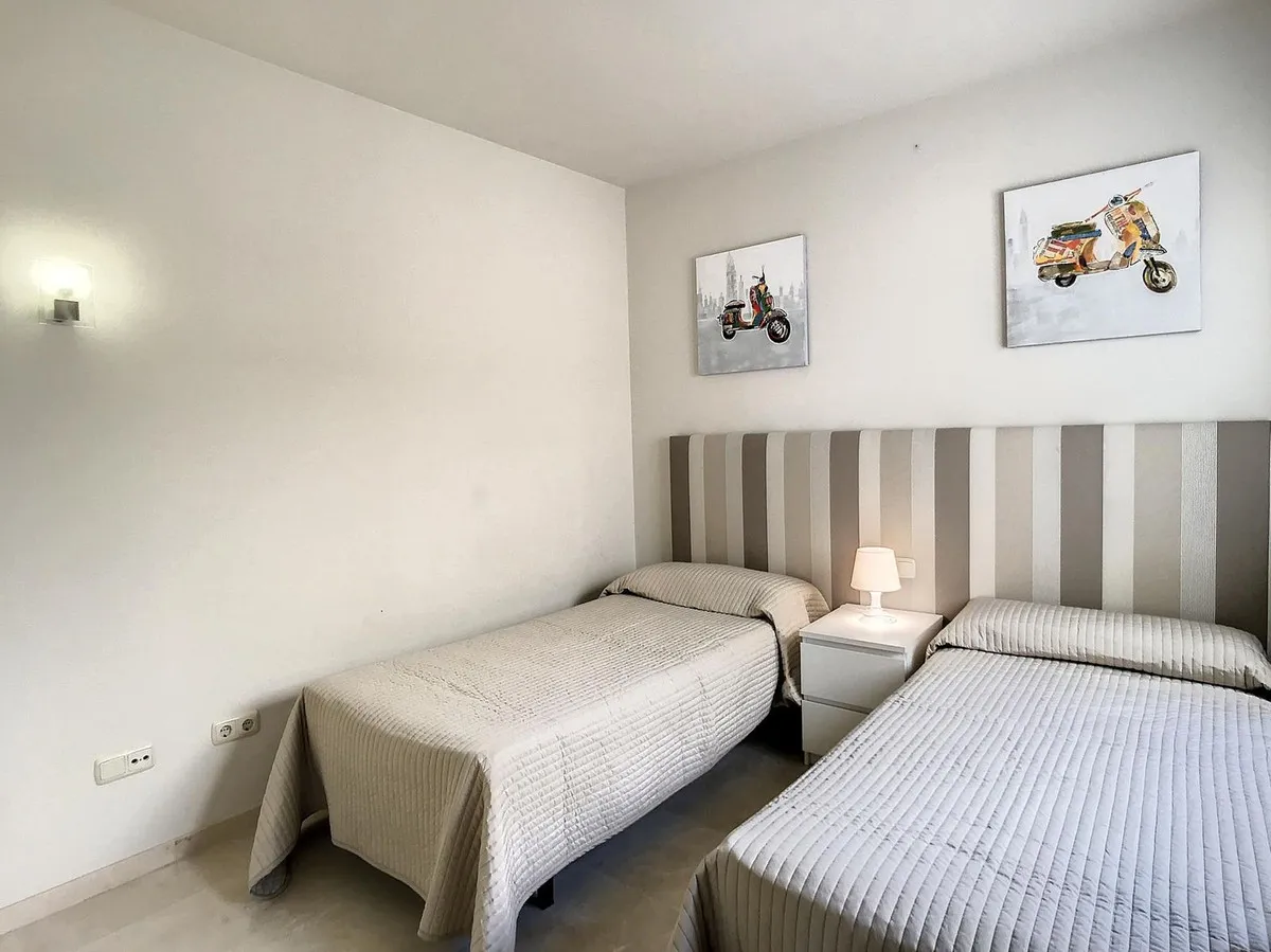 c518cdd4-edb5-46d2-a60f-83797f2dab78