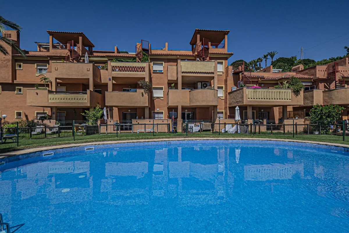 e0cb8c66-a3b0-4ebc-b3b6-8358c64d547a