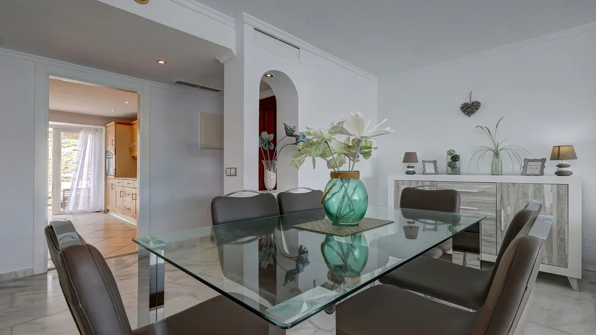 39a21b16-9d68-4f77-afe1-8fe013f104d8