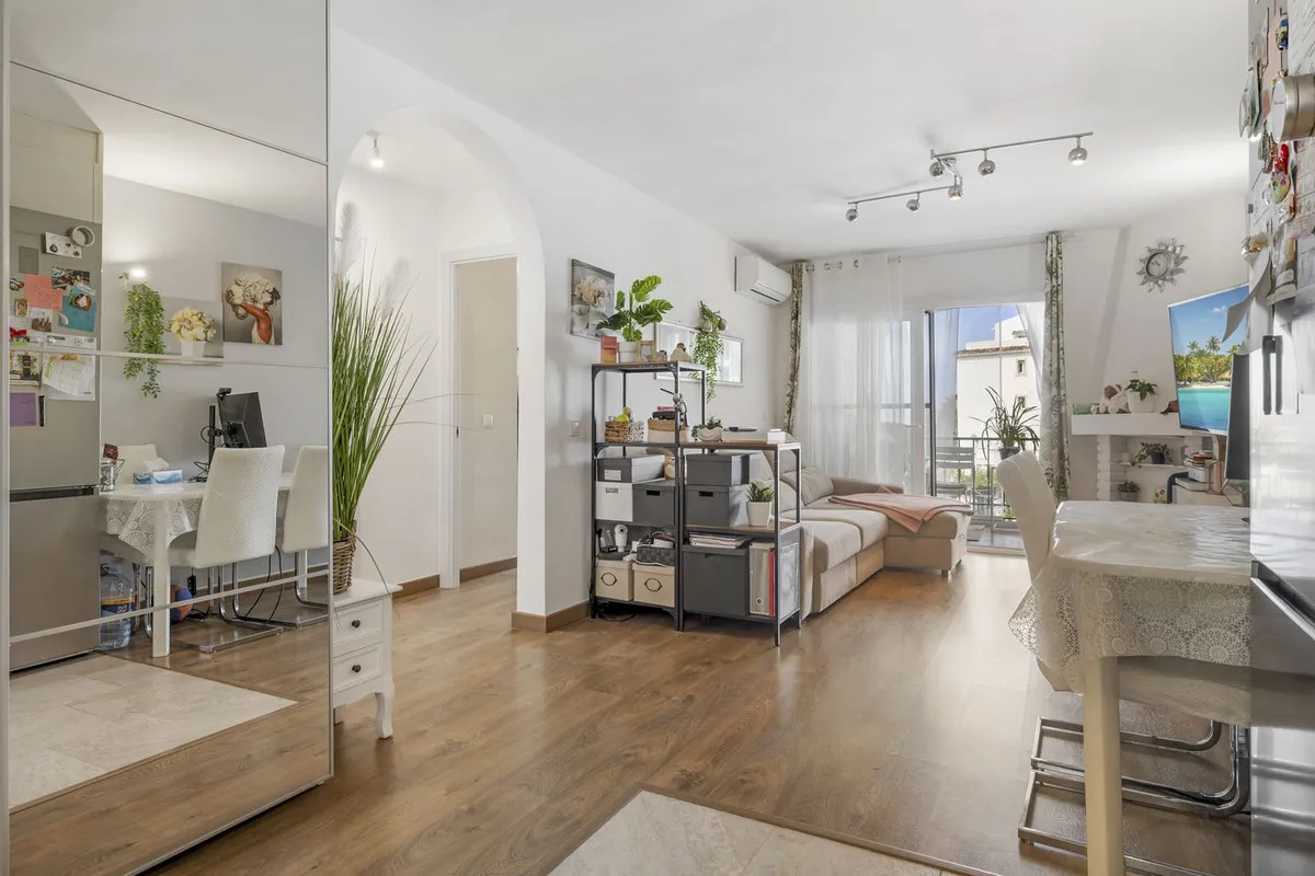 0d2c2063-33b7-4444-836e-5d500331fb85