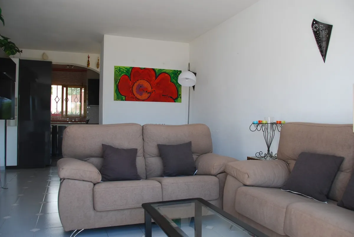 1635b0c3-7529-4f56-bdf2-d6490ffb9866