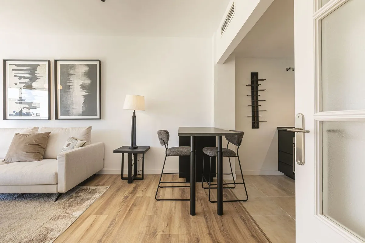 af4e4f6f-1005-405e-b4a7-300d72640a36