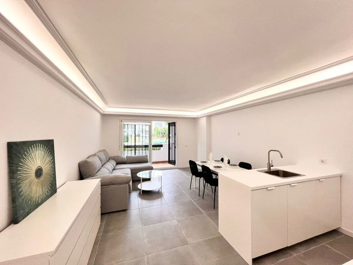 6ae6ce77-75d9-42c3-b946-025d11767542