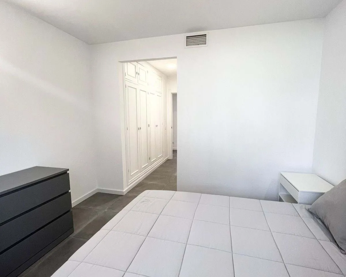 6b42ef75-5fb5-46ca-b94c-3c3c21847208