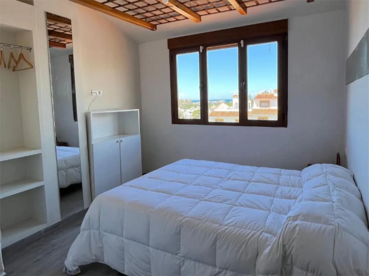 e4c9efe1-a1b1-4952-b6e6-56ddd2da7d19