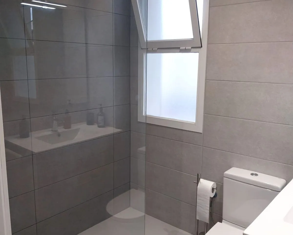 e57005a0-7e94-4832-a687-999da05e64fd