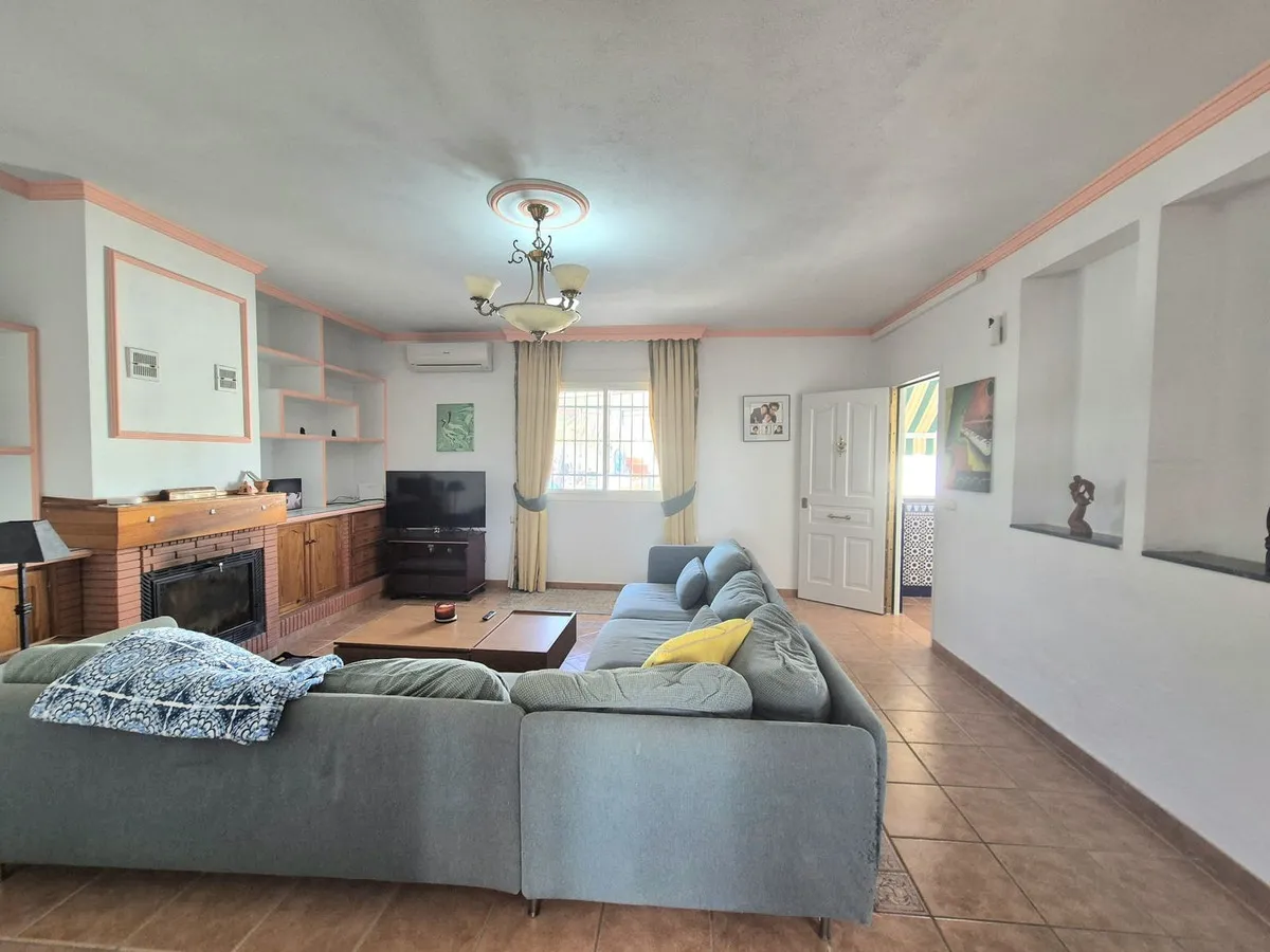 64307967-e8d3-44df-890a-37b05dfcc192