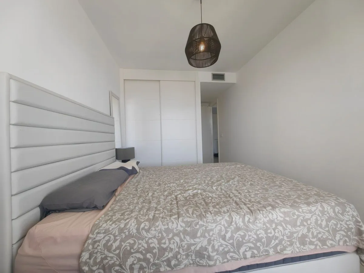 ab8e4963-0ce2-4629-9c2e-a911fba15cc9